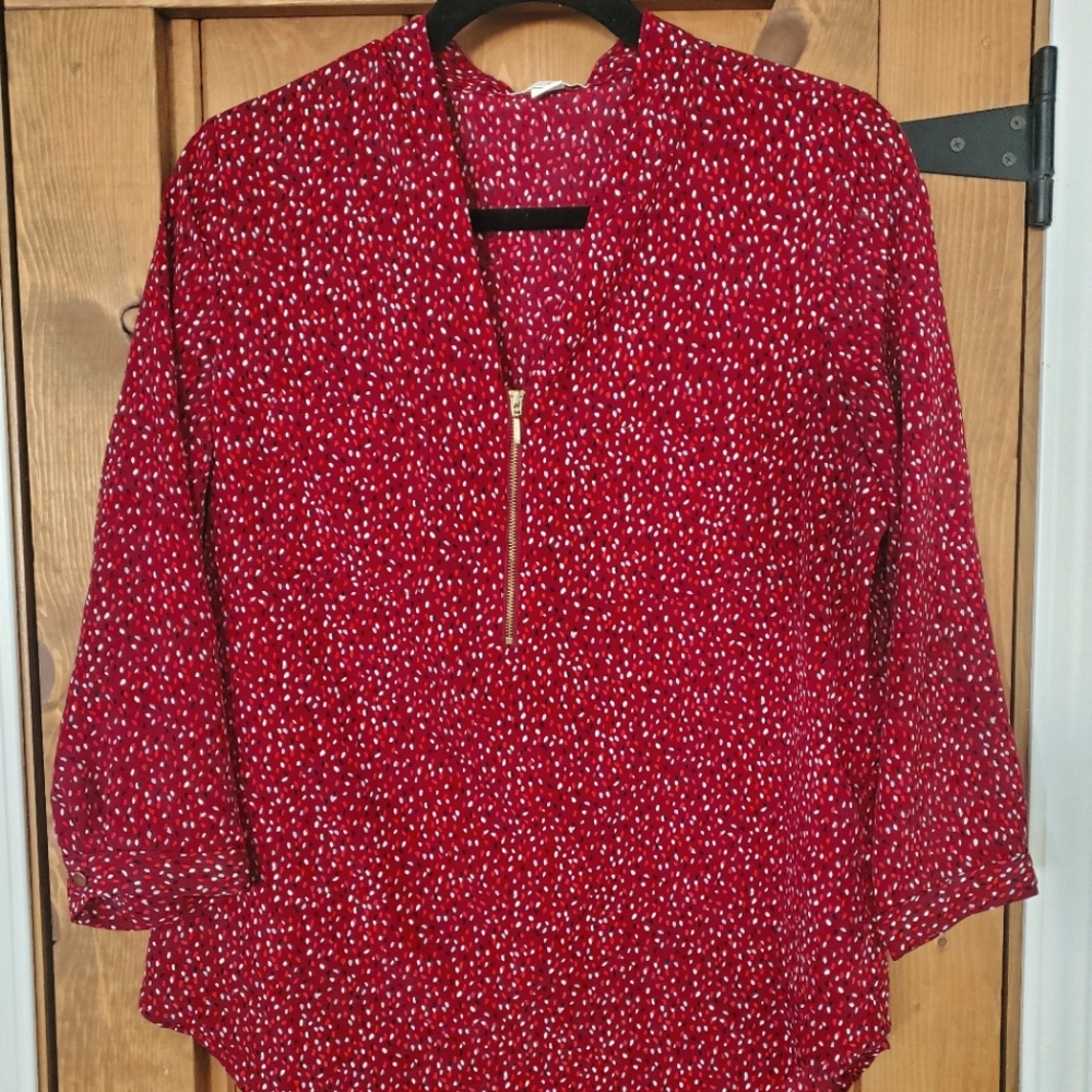 Jaclyn Smith V-neck zipper blouse